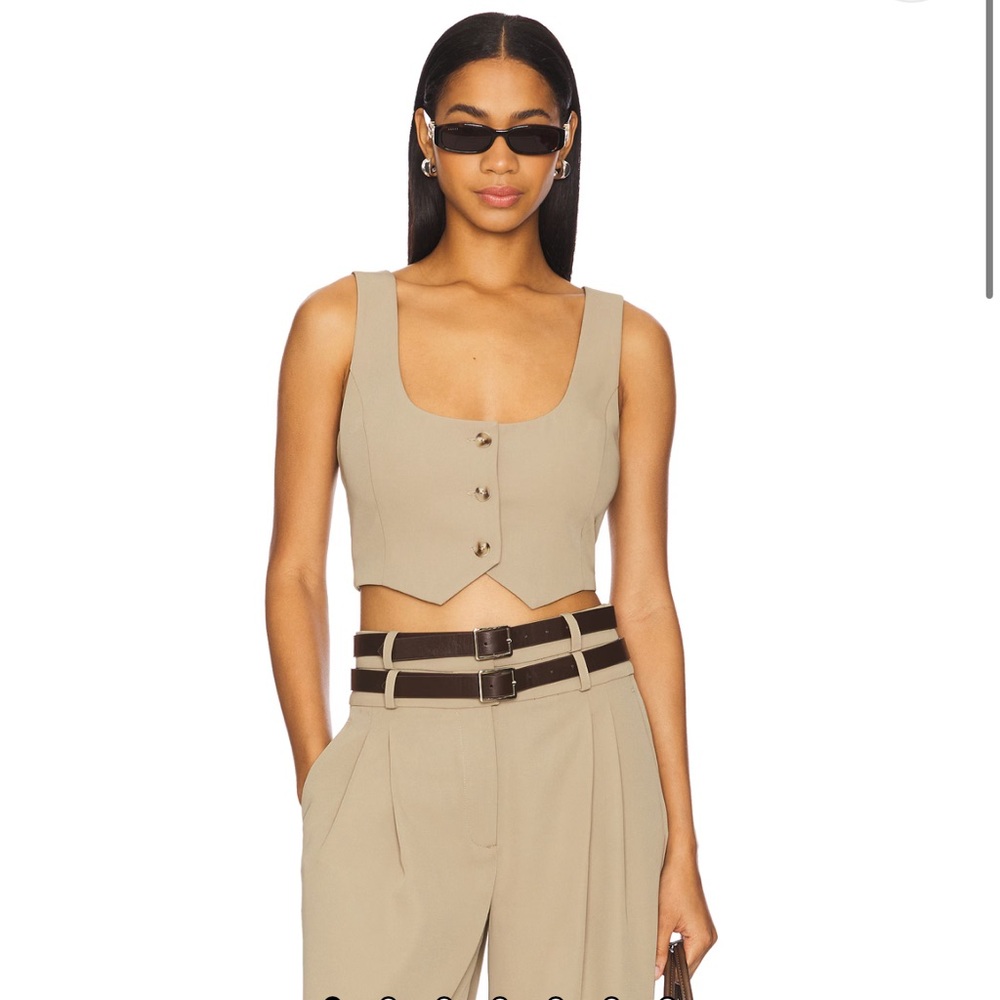 NWT Jila vest